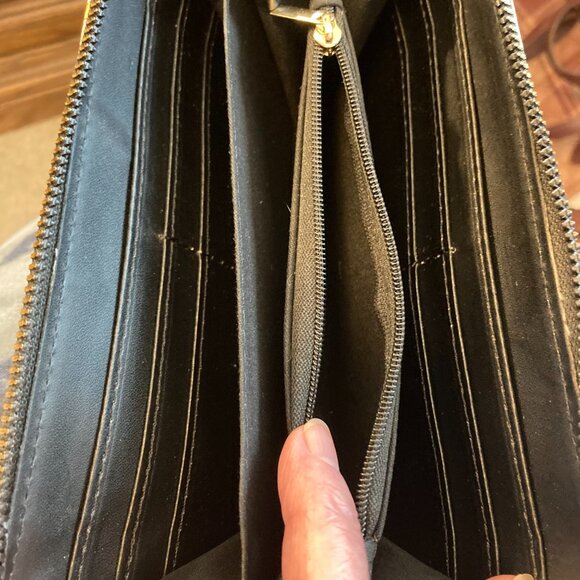 Disney Classic Unisex Continental Wallet with Zipper - Picture 10 of 11